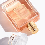Chanel Coco Mademoiselle Eau de Parfum 100ml flacon close-up